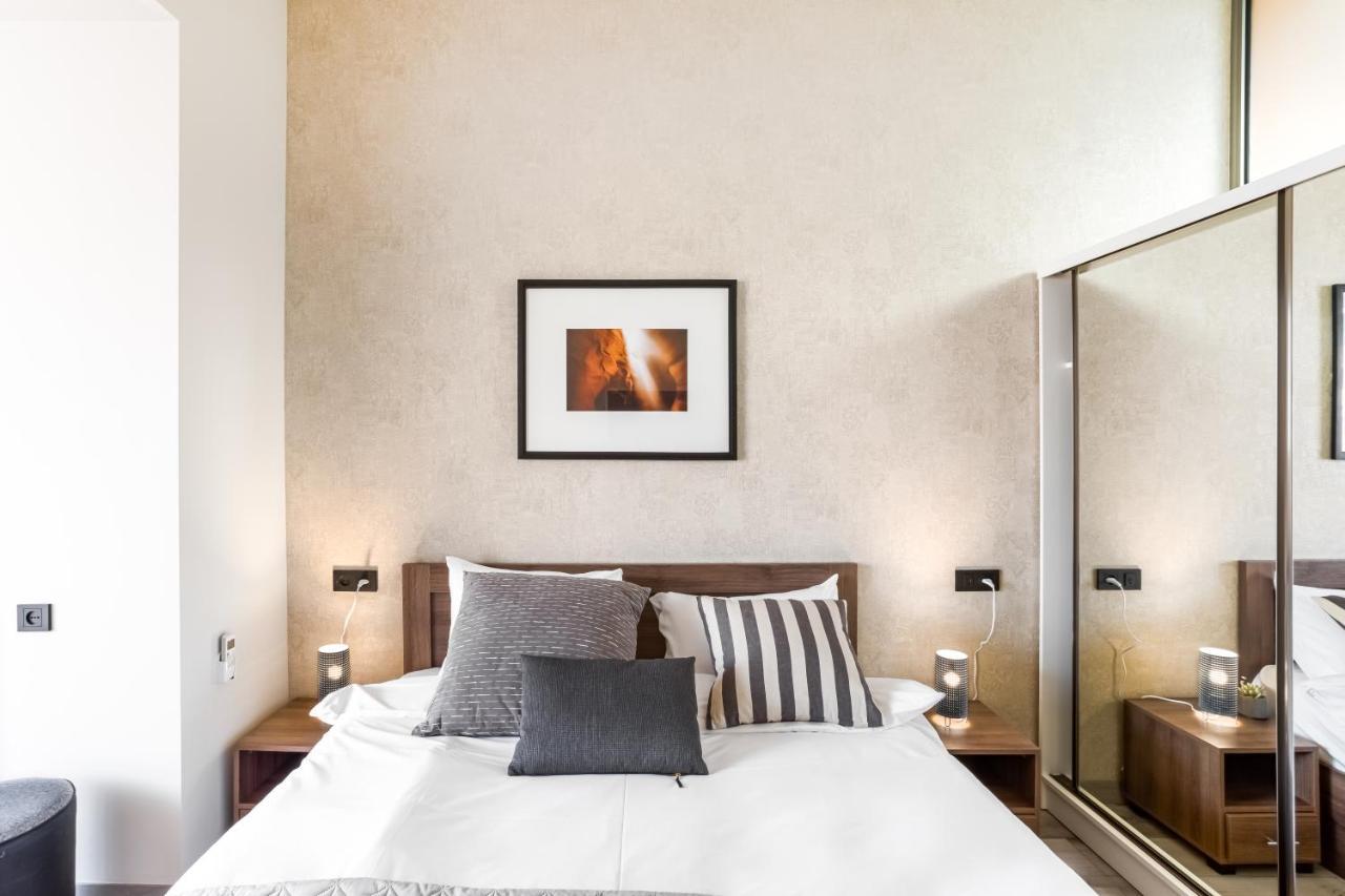 Hotelise I Gin Apartment Jerevan Buitenkant foto