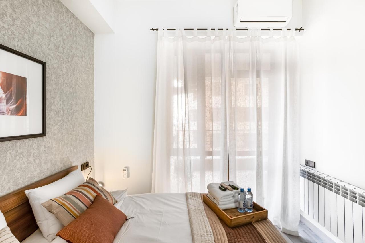 Hotelise I Gin Apartment Jerevan Buitenkant foto